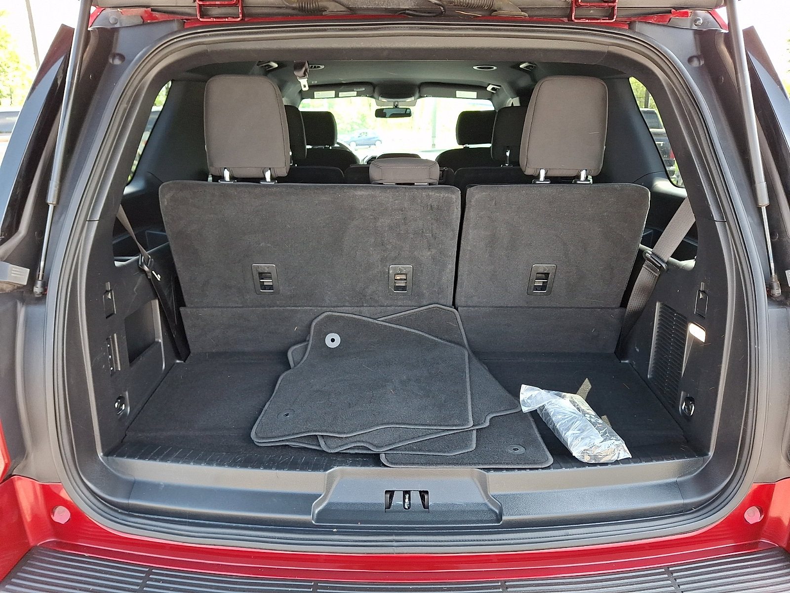 Certified 2018 Ford Expedition XLT AWD/4WD image 31