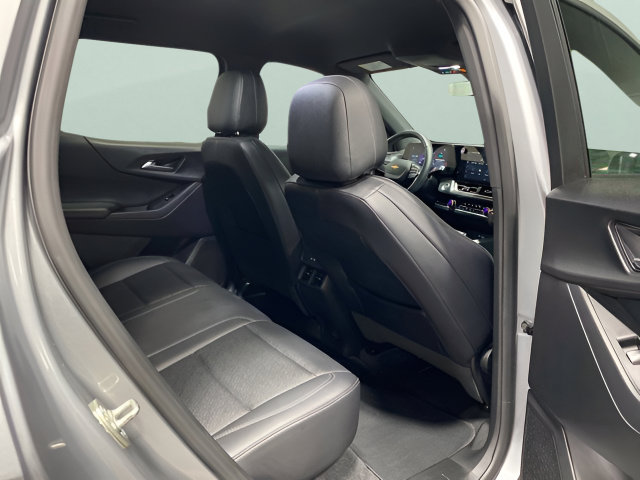 Used 2025 Chevrolet Equinox LT w/ Convenience Package II AWD/4WD image 28