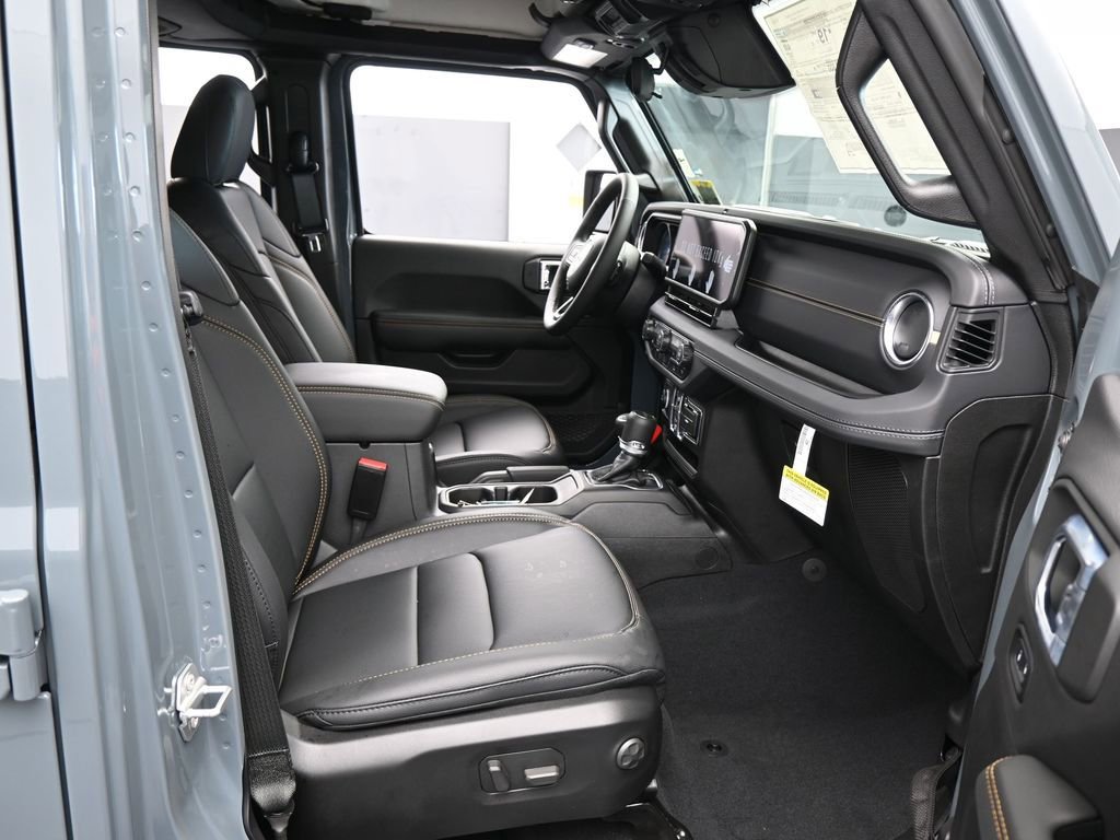 New 2026 Jeep Gladiator Mojave AWD/4WD image 33