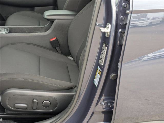 Used 2025 Hyundai Kona SEL image 16