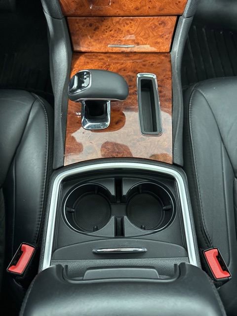 Used 2014 Chrysler 300 RWD image 18
