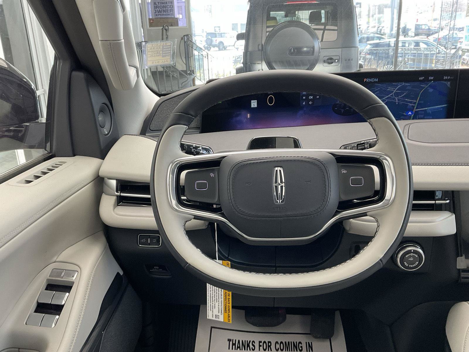 New 2026 Lincoln Navigator Reserve AWD/4WD image 20