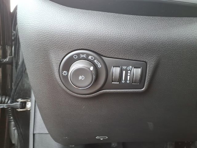 New 2026 Jeep Compass Limited AWD/4WD image 16