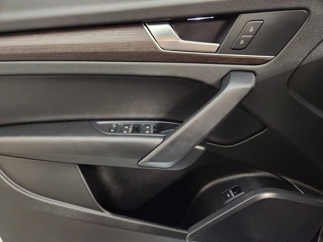 Used 2024 Audi Q5 2.0T Premium image 23