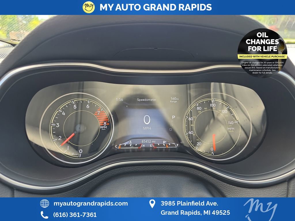 Used 2020 Jeep Cherokee Trailhawk w/ Cold Weather Group AWD/4WD image 17