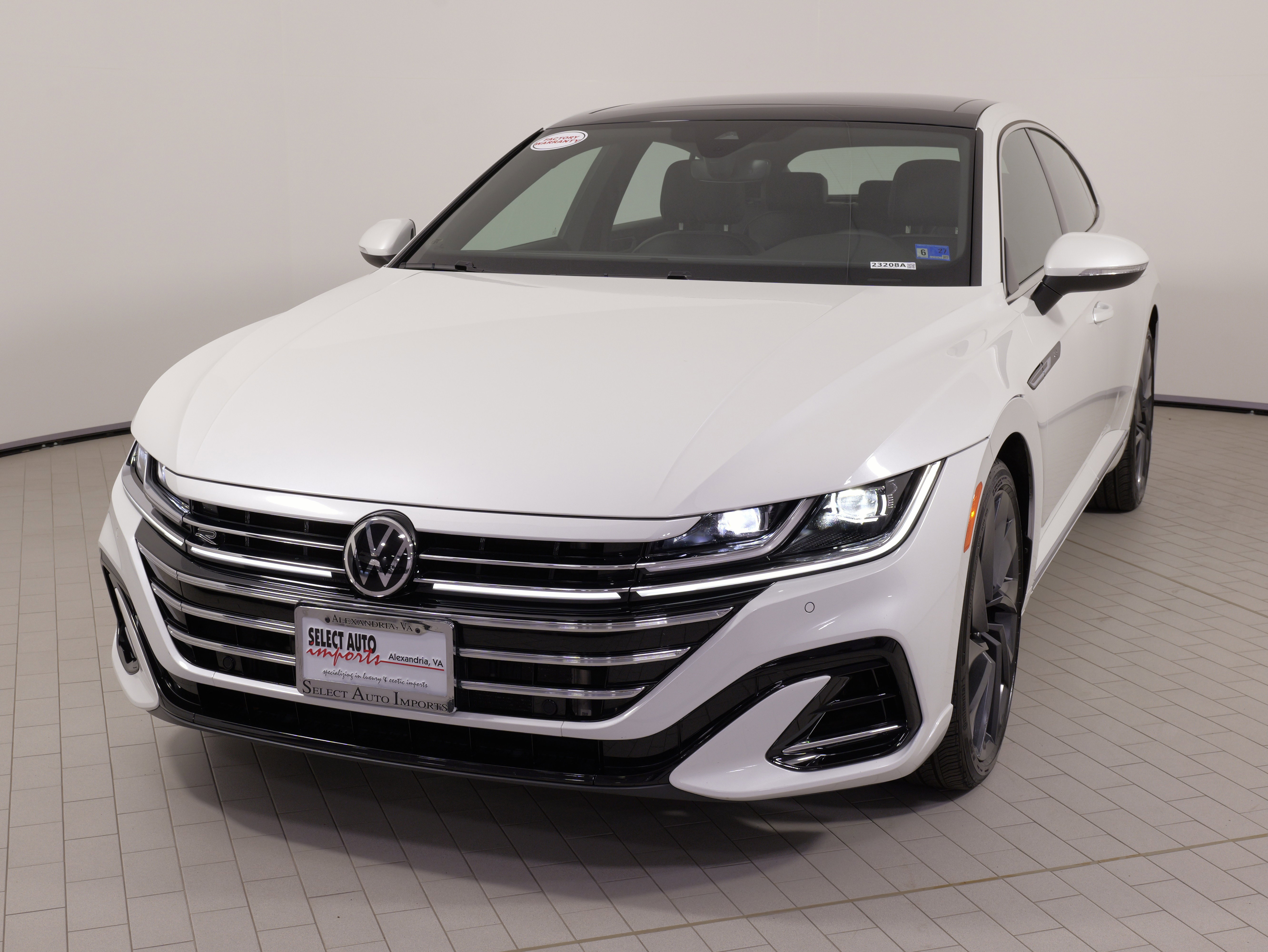 Used 2023 Volkswagen Arteon SEL AWD/4WD image 4