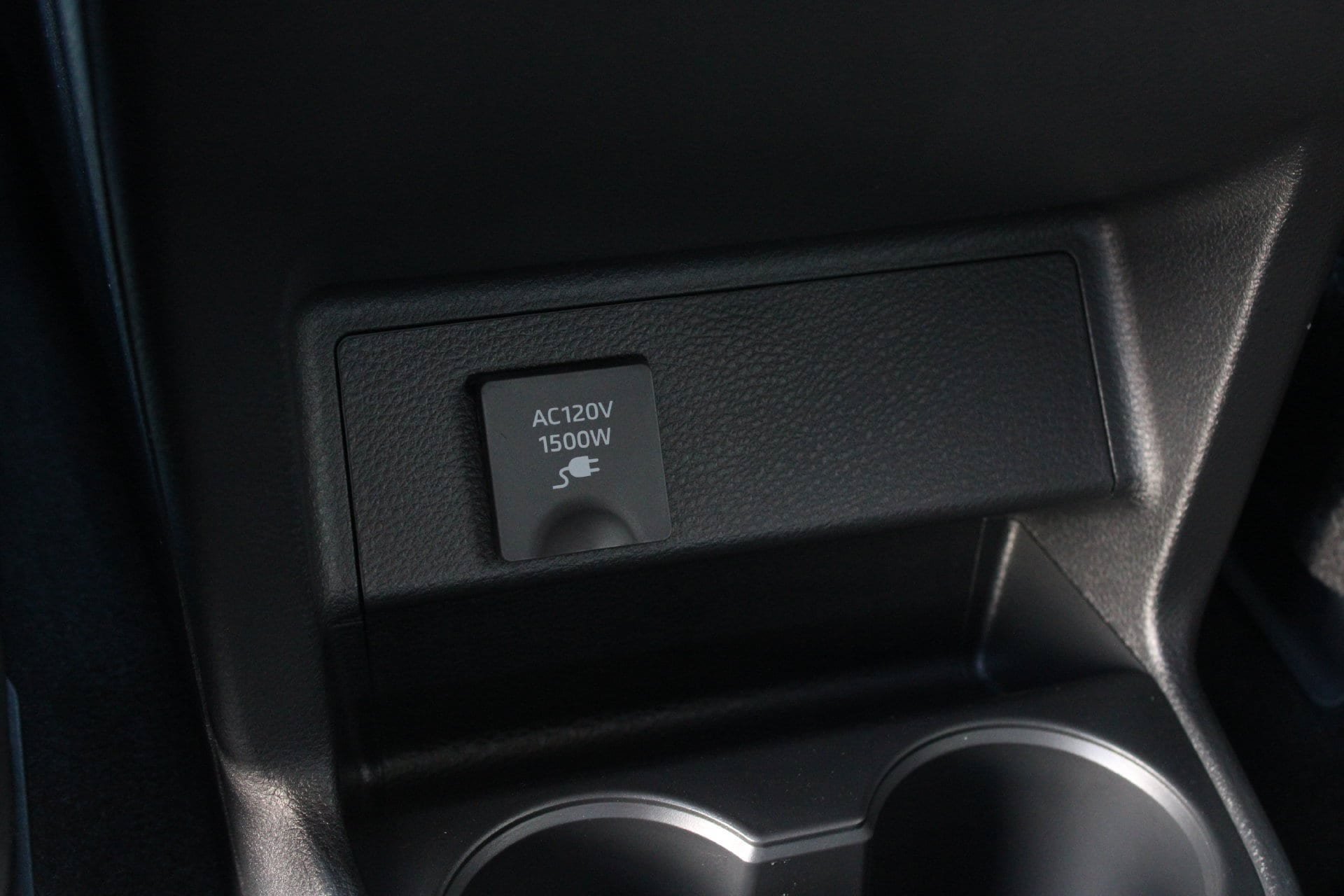 New 2026 Toyota Sienna XSE FWD image 25