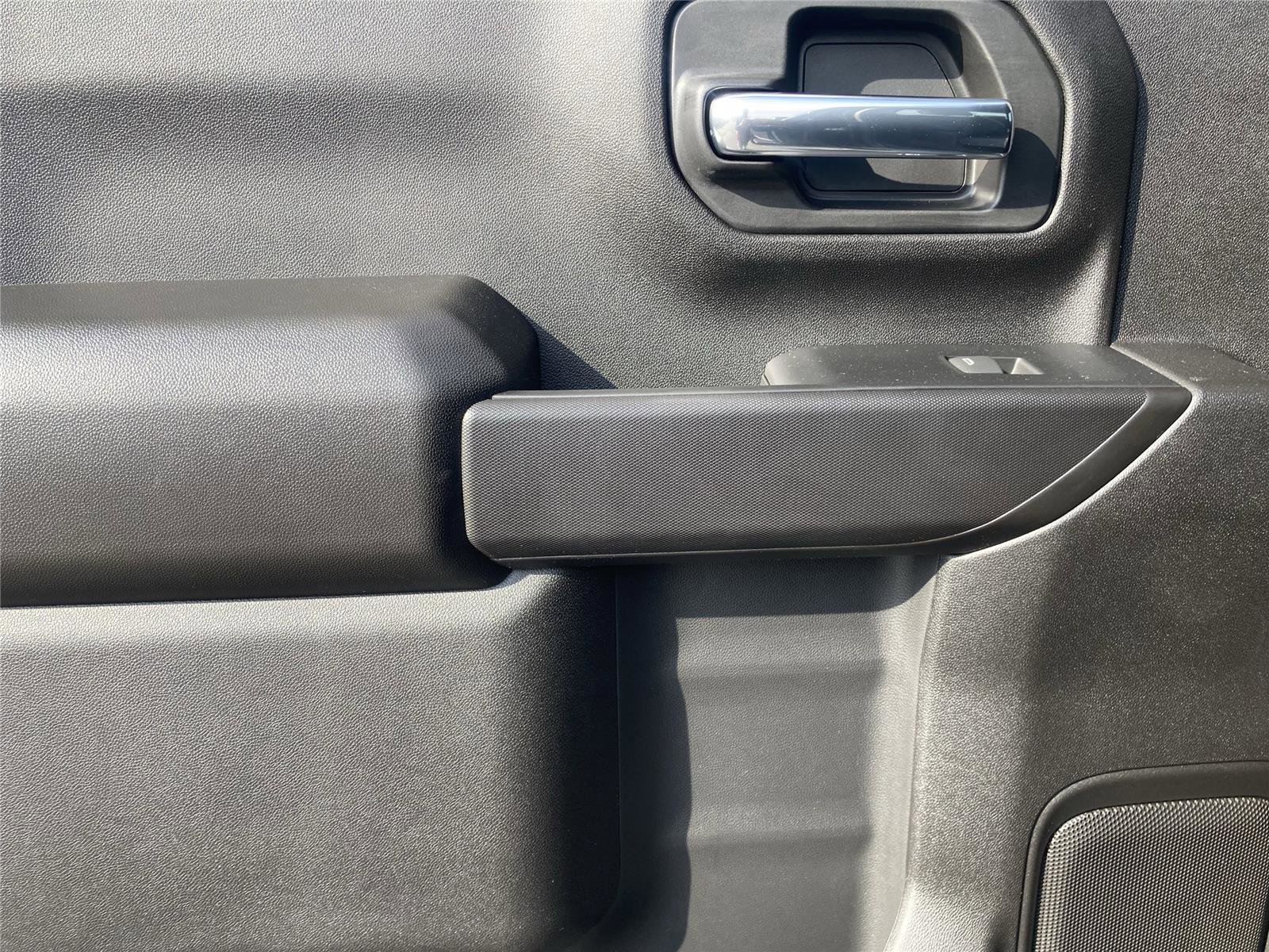 New 2026 Chevrolet Silverado 2500 Custom w/ Custom Value Package image 21