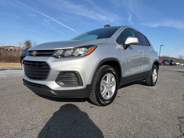 Used 2020 Chevrolet Trax LS w/ Tint and Cruise Package image 4