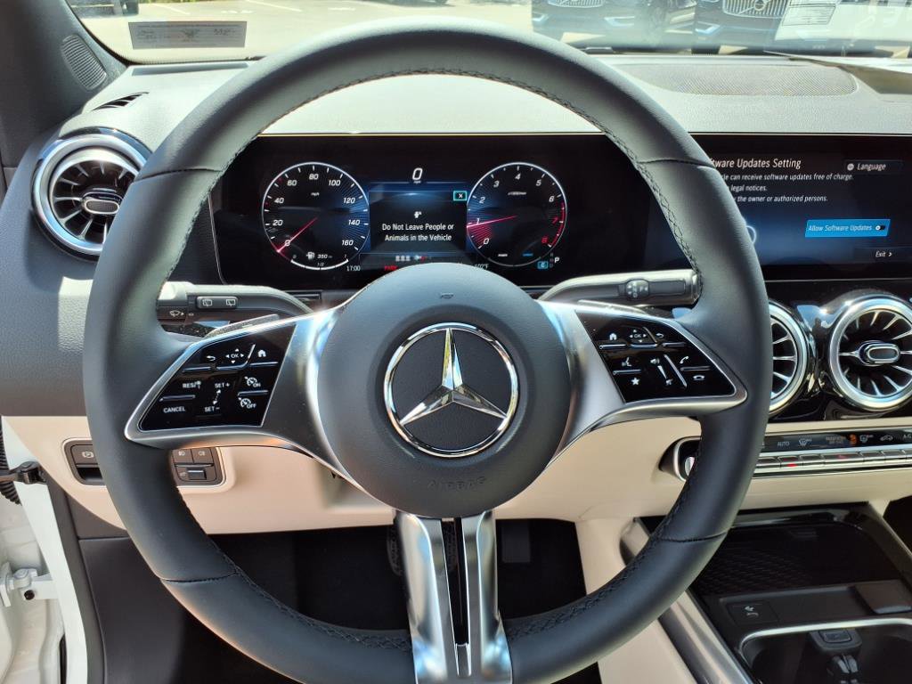 Used 2026 Mercedes-Benz GLA 250 4MATIC image 14