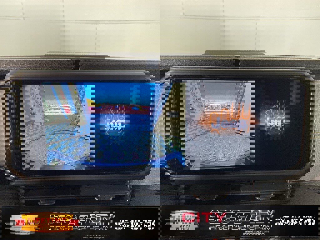 New 2025 Jeep Gladiator Sport image 21