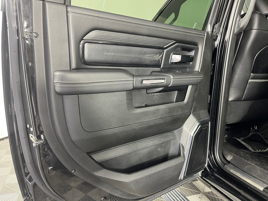 Used 2023 RAM 3500 Limited AWD/4WD image 12