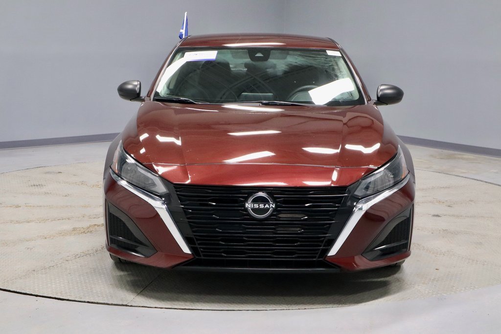 Certified 2024 Nissan Altima 2.5 SV image 5