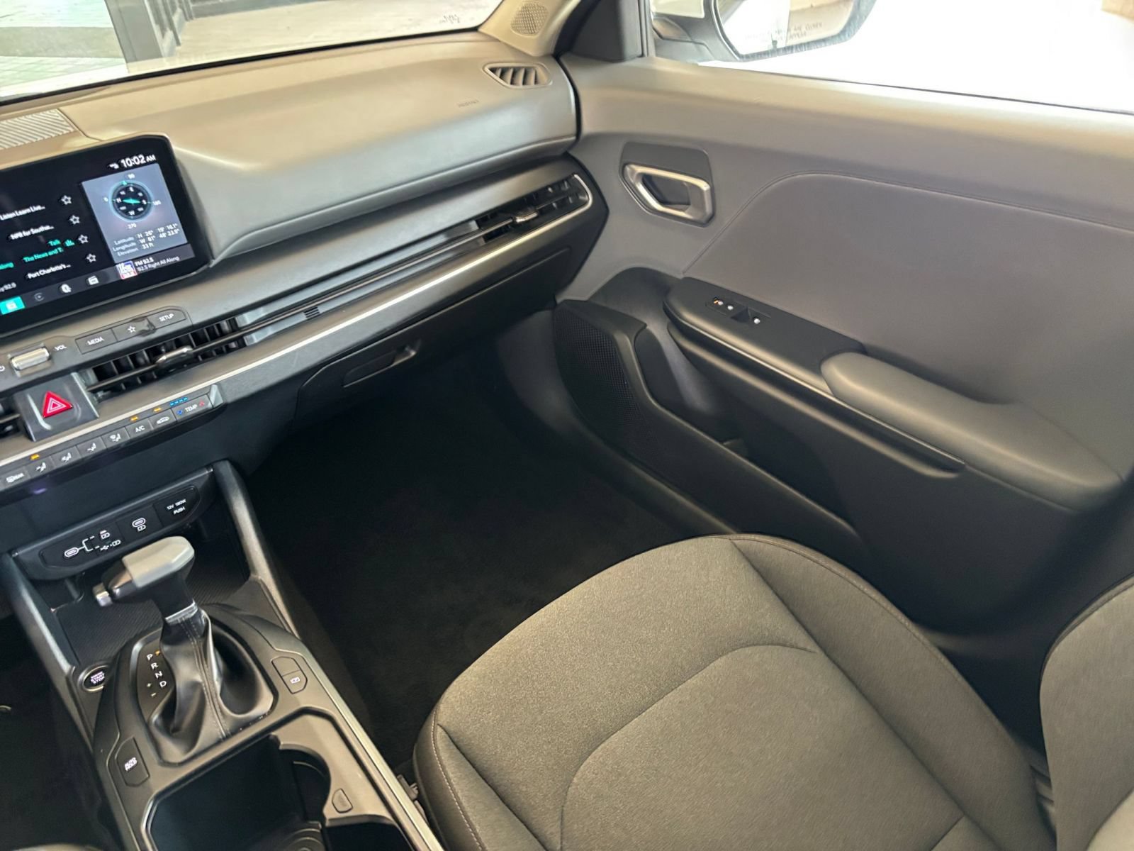 Used 2025 Kia K4 FWD image 33