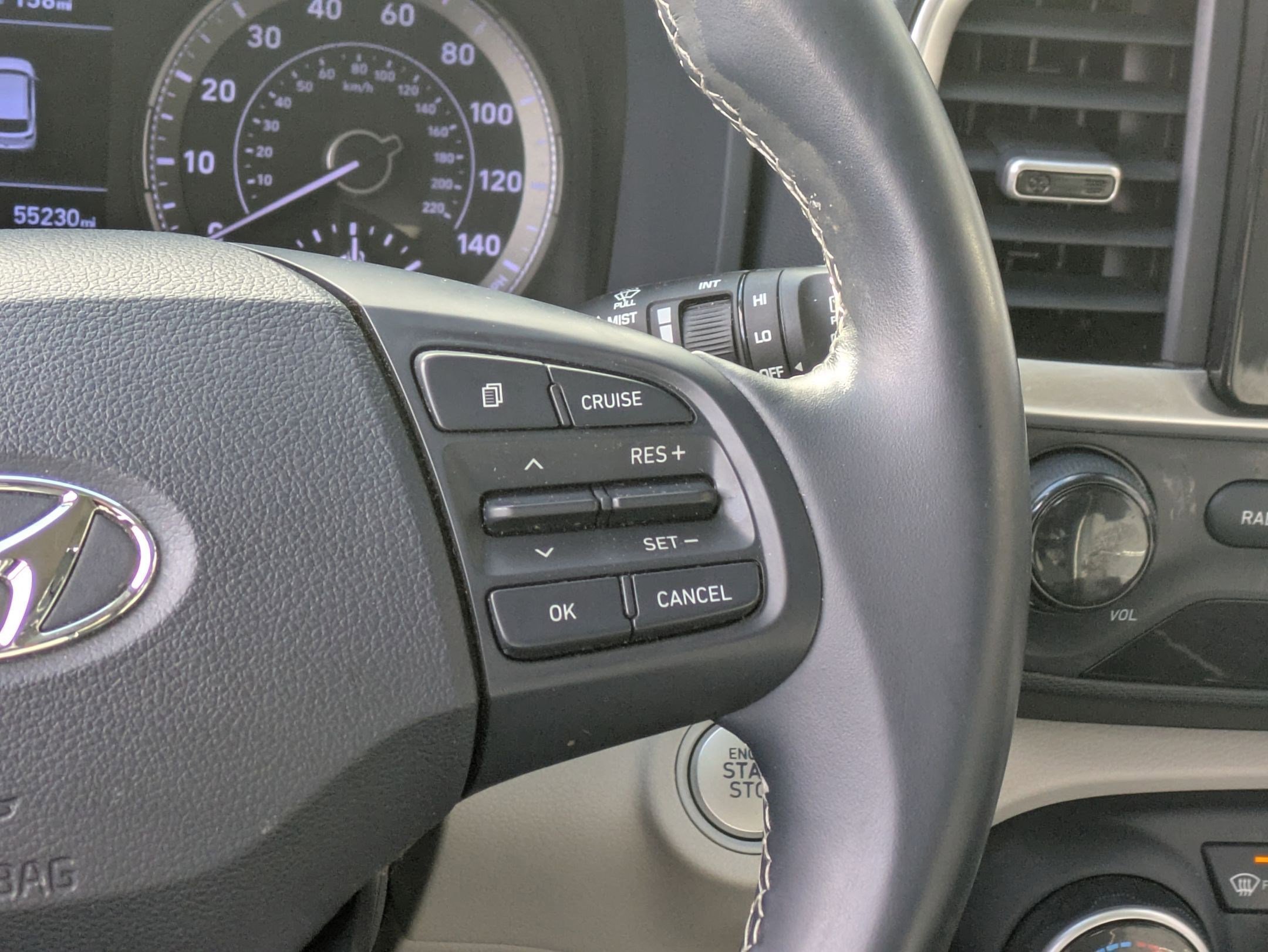 Certified 2021 Hyundai Venue image 14