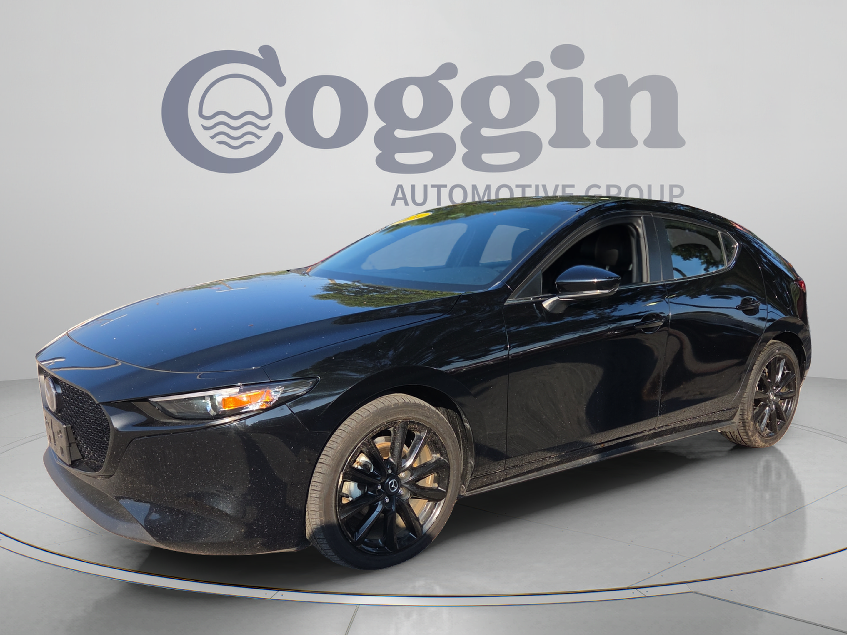 Used 2024 MAZDA MAZDA3 s FWD image 1