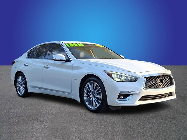 Used 2018 INFINITI Q50 Luxe w/ Essential Package (3.0T Luxe) image 3
