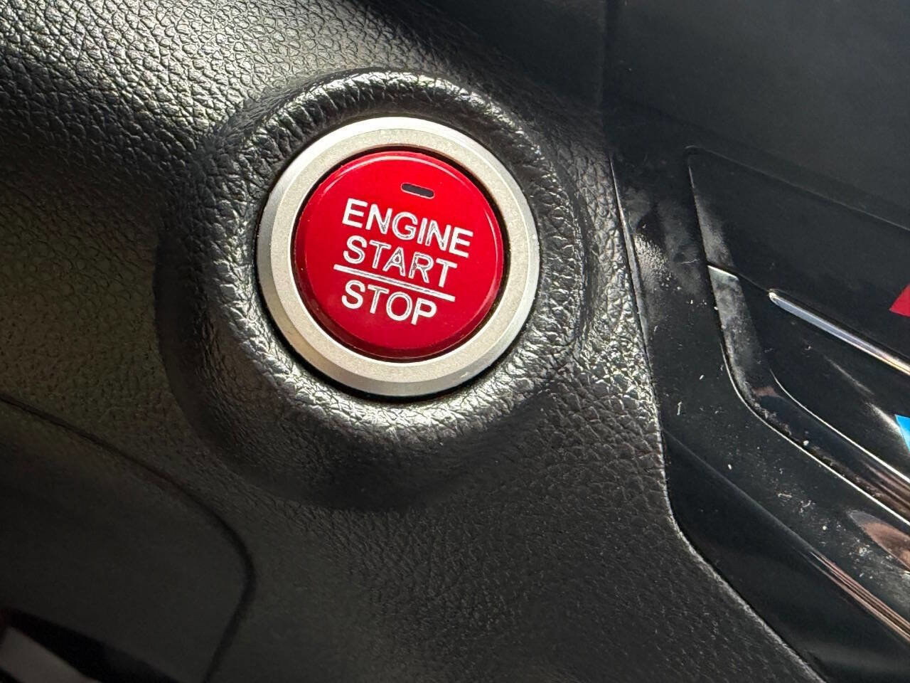 Used 2017 Honda Accord EX image 17