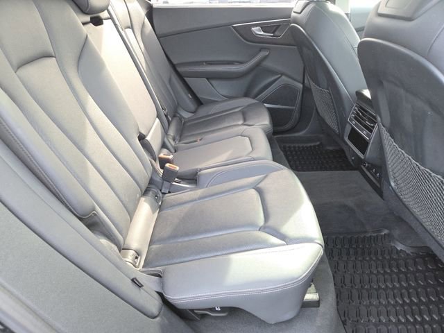 Used 2023 Audi Q8 Premium Plus image 28