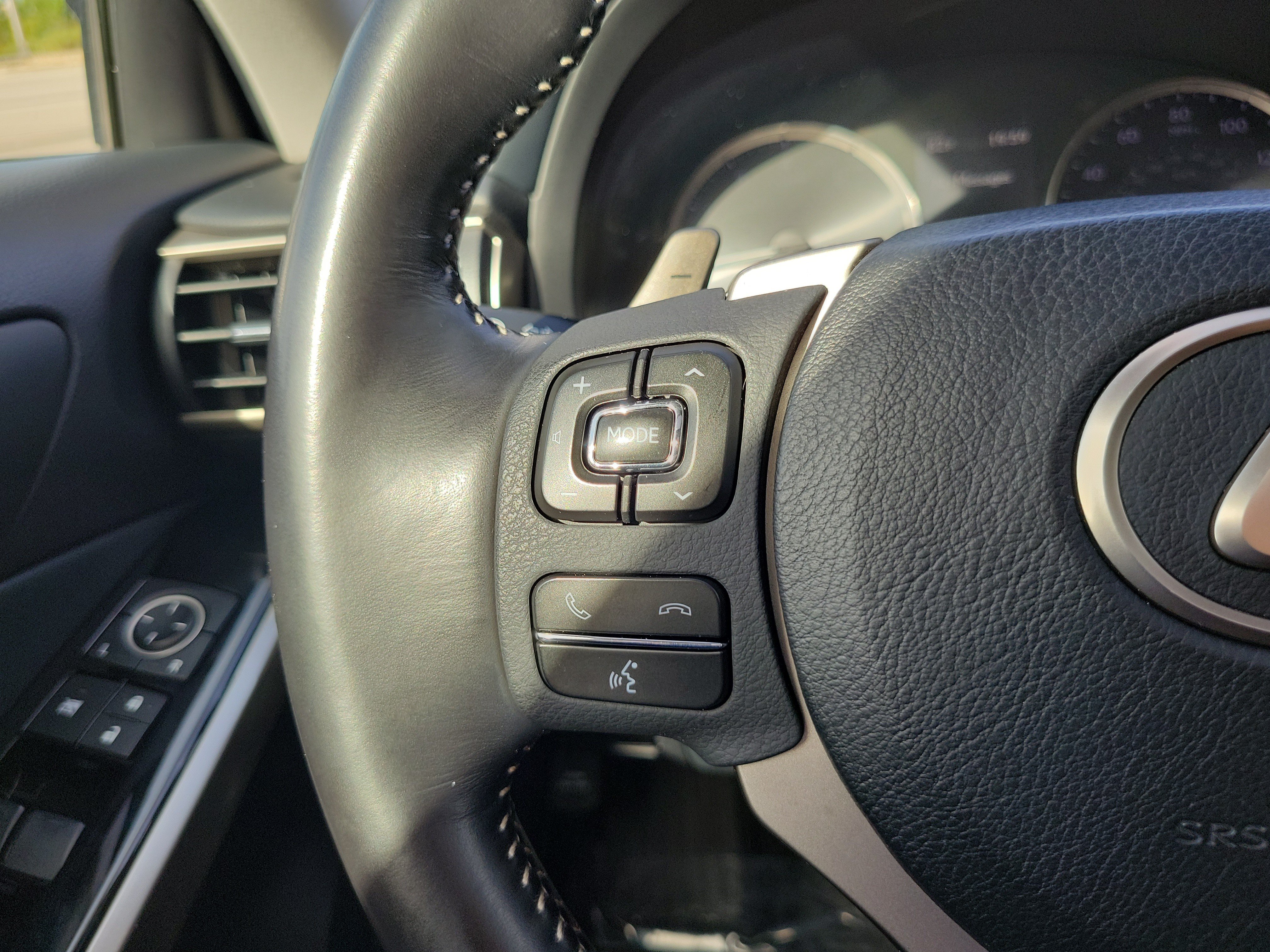 Used 2020 Lexus IS 300 w/ Accessory Package 2 RWD image 17