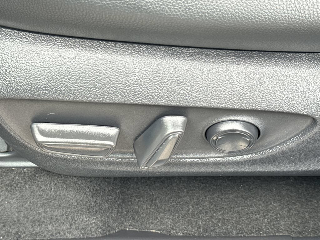 Used 2026 Toyota Grand Highlander AWD image 52