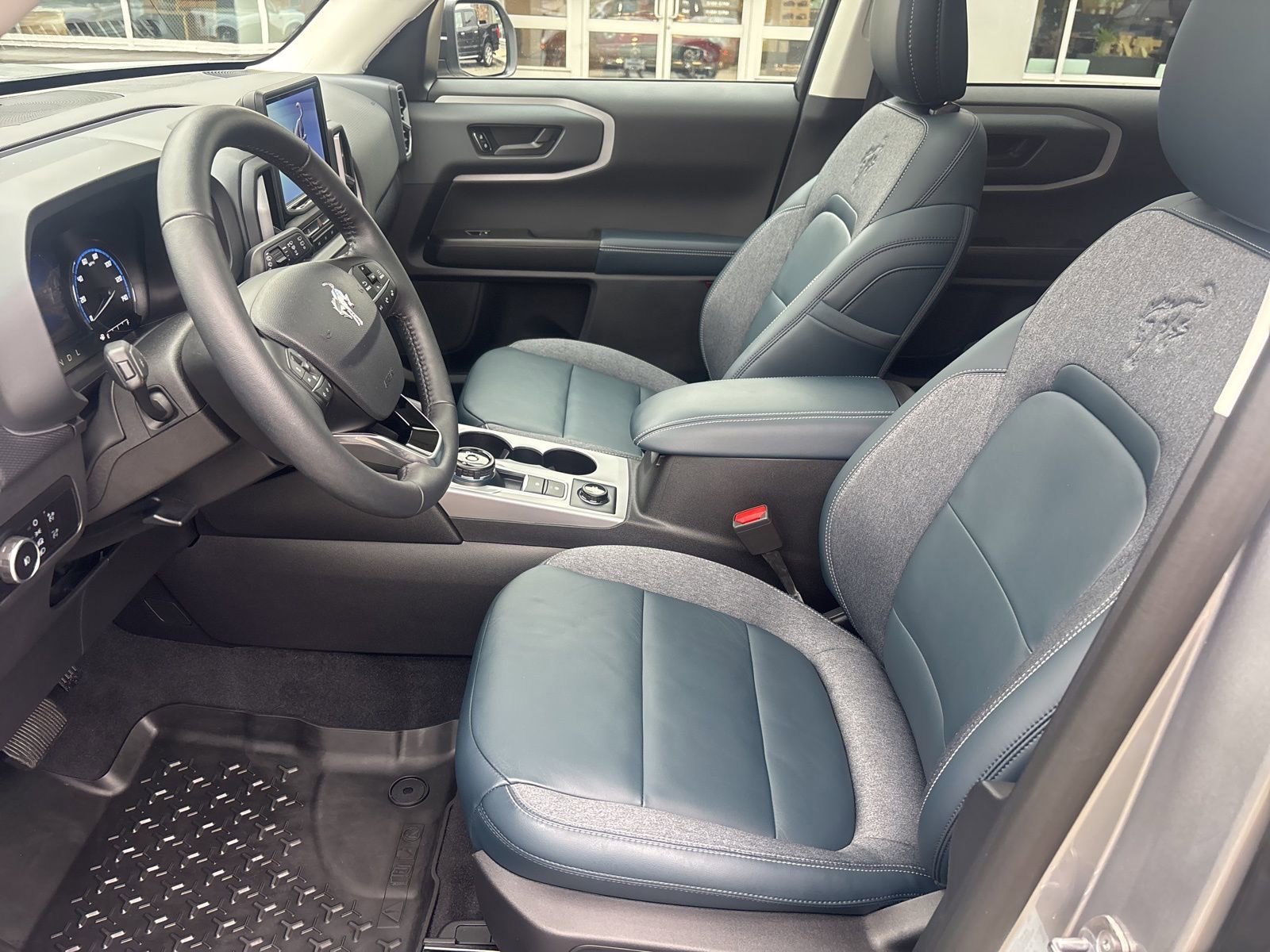 Used 2023 Ford Bronco Sport Outer Banks w/ Tech Package image 13