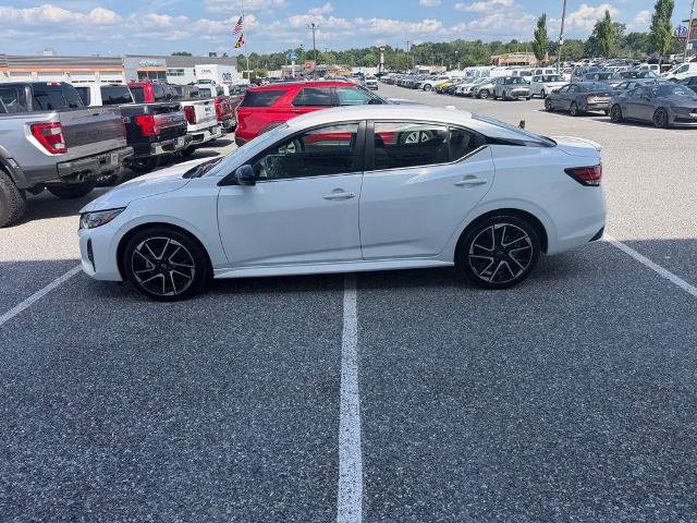 Used 2025 Nissan Sentra SR FWD image 5