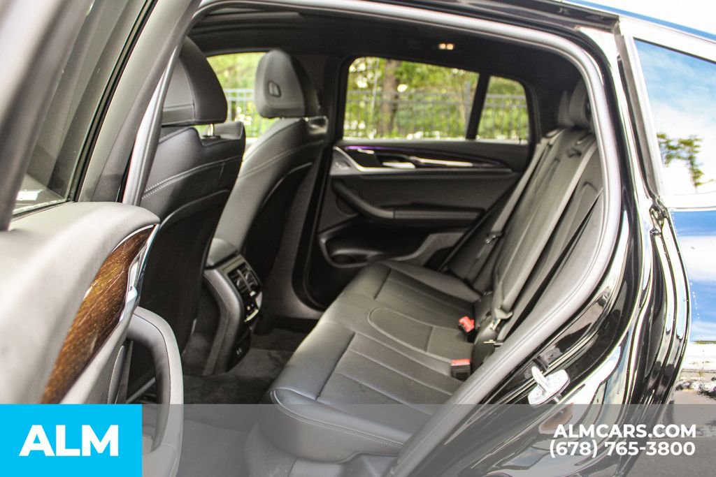 Used 2025 BMW X4 xDrive30i image 18