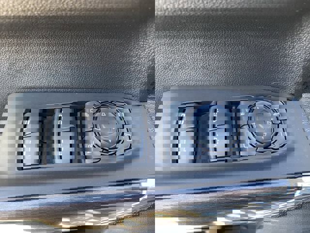 Used 2020 Chevrolet Silverado 1500 LTZ w/ LTZ Premium Package image 19