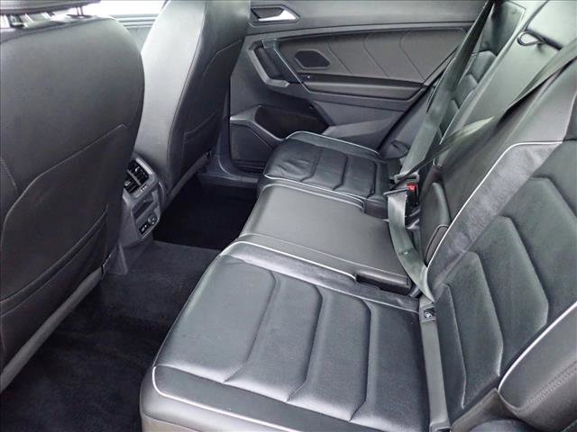 Used 2019 Volkswagen Tiguan SEL Premium image 9