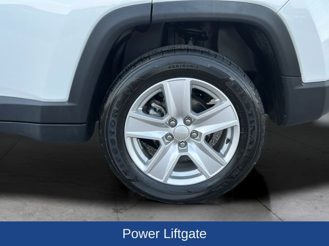 Used 2022 Jeep Compass Latitude w/ Convenience Group AWD/4WD image 28