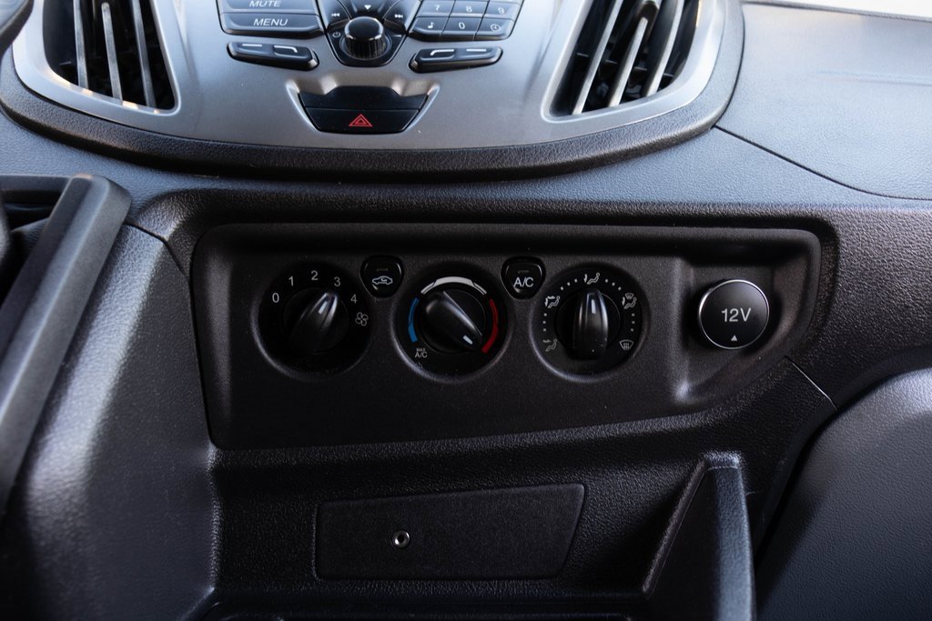 Used 2019 Ford Transit 350 XLT image 32