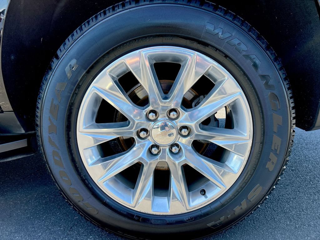 Used 2022 Chevrolet Tahoe Premier AWD/4WD image 27