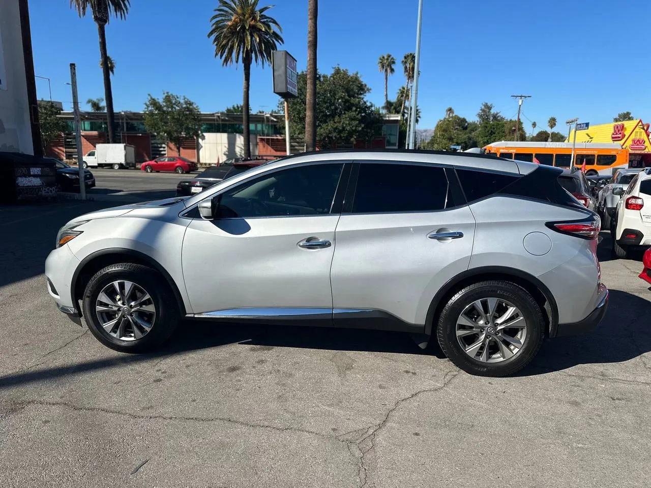 Used 2018 Nissan Murano SV image 10