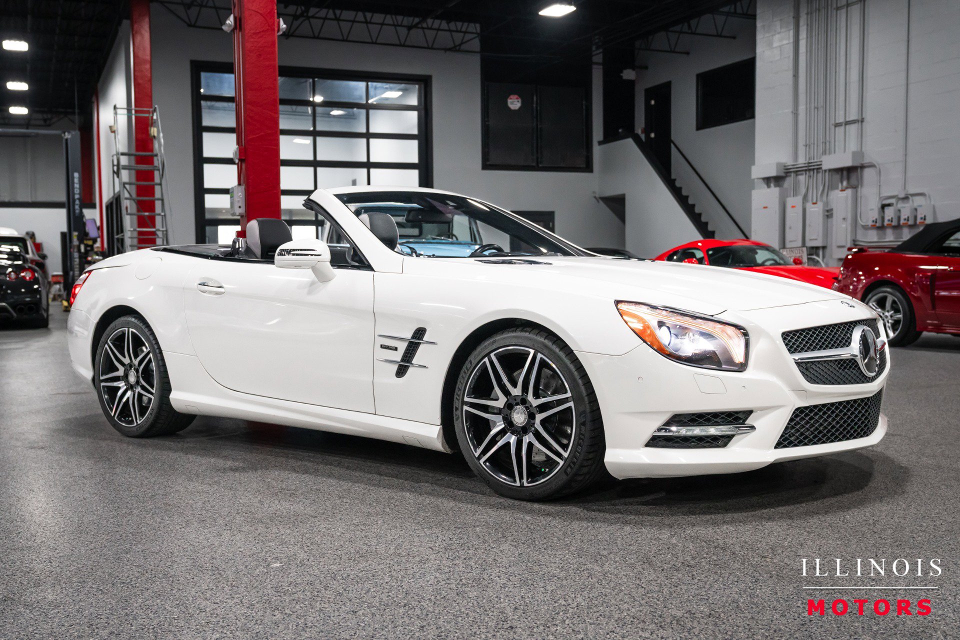 Used 2015 Mercedes-Benz SL 550 image 11