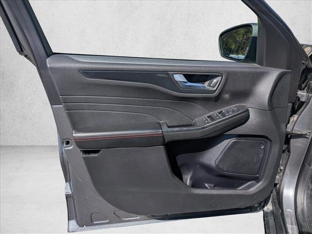 Used 2023 Ford Escape ST-Line image 20