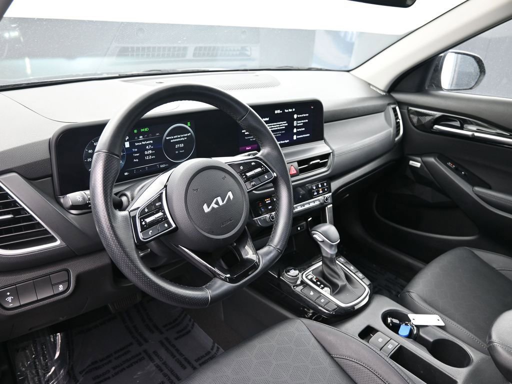 Used 2024 Kia Seltos SX image 19