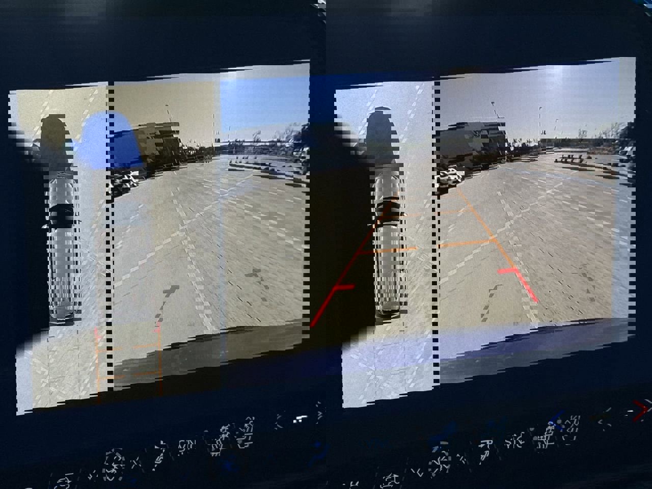 New 2026 Chevrolet Traverse High Country image 17