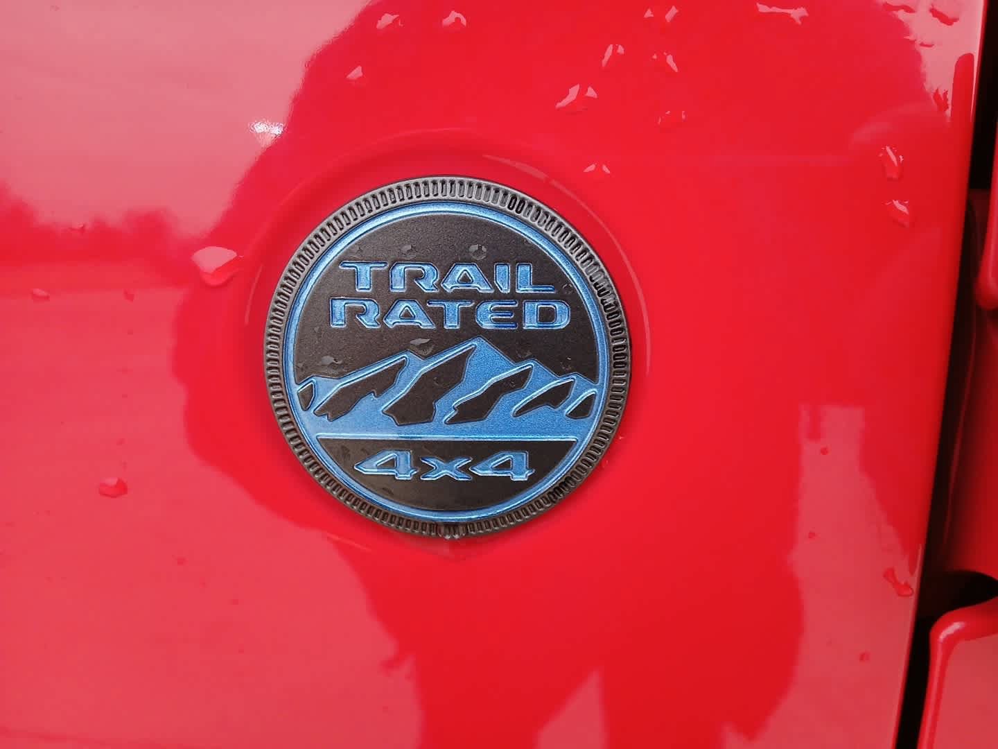 Used 2025 Jeep Wrangler Sahara image 13