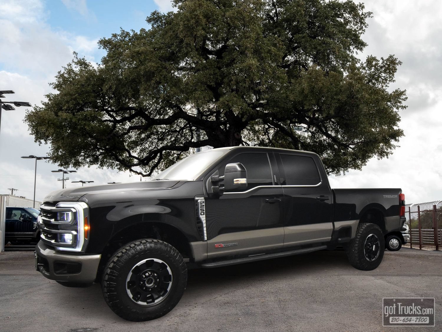 Used 2026 Ford F250 King Ranch w/ Tremor Off-Road Package AWD/4WD video 1