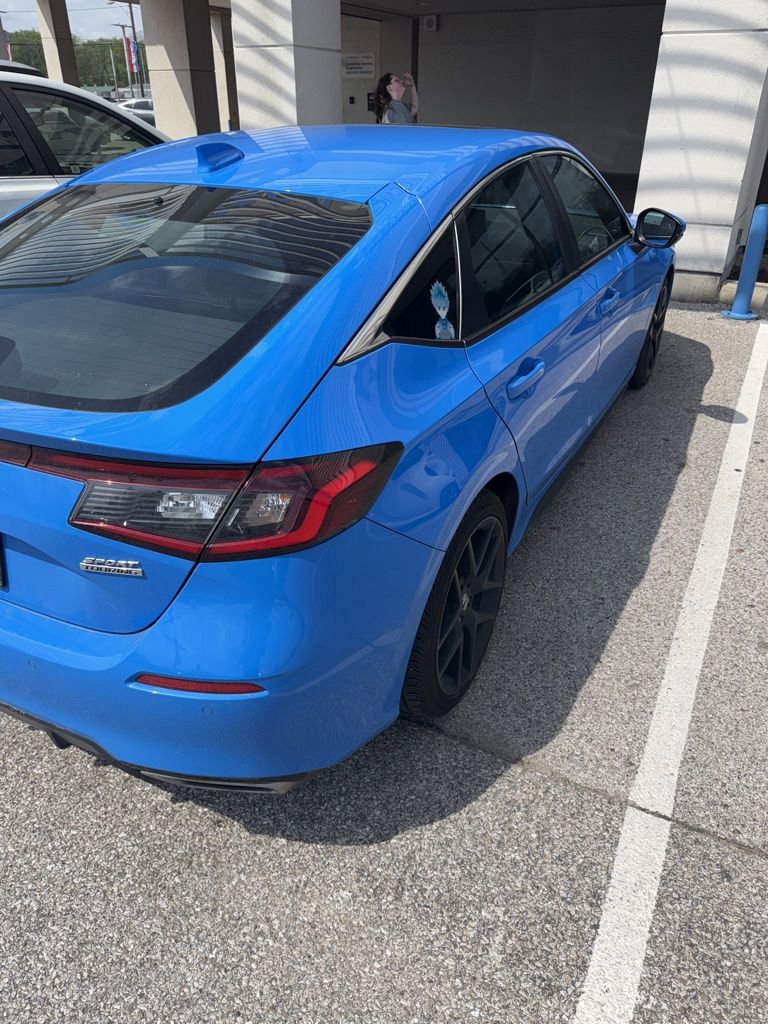 Used 2023 Honda Civic Sport Touring image 6