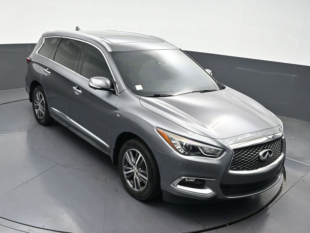 Used 2019 INFINITI QX60 Luxe w/ Essential Package FWD image 24