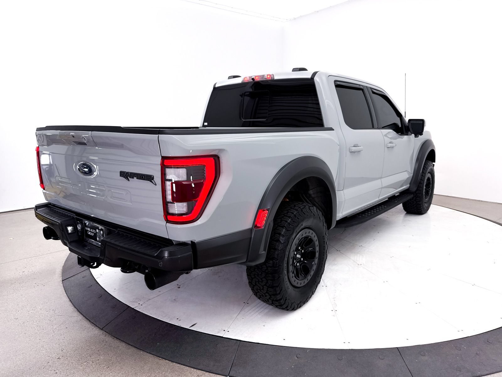 Used 2023 Ford F150 Raptor w/ Raptor Carbon Fiber Package AWD/4WD image 20