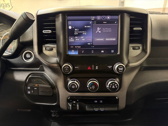 Used 2022 RAM 3500 Tradesman image 18