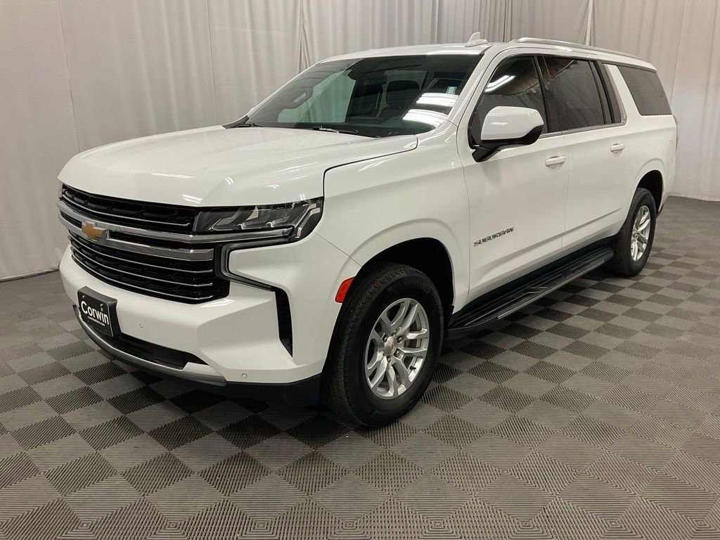 Used 2024 Chevrolet Suburban LT image 5