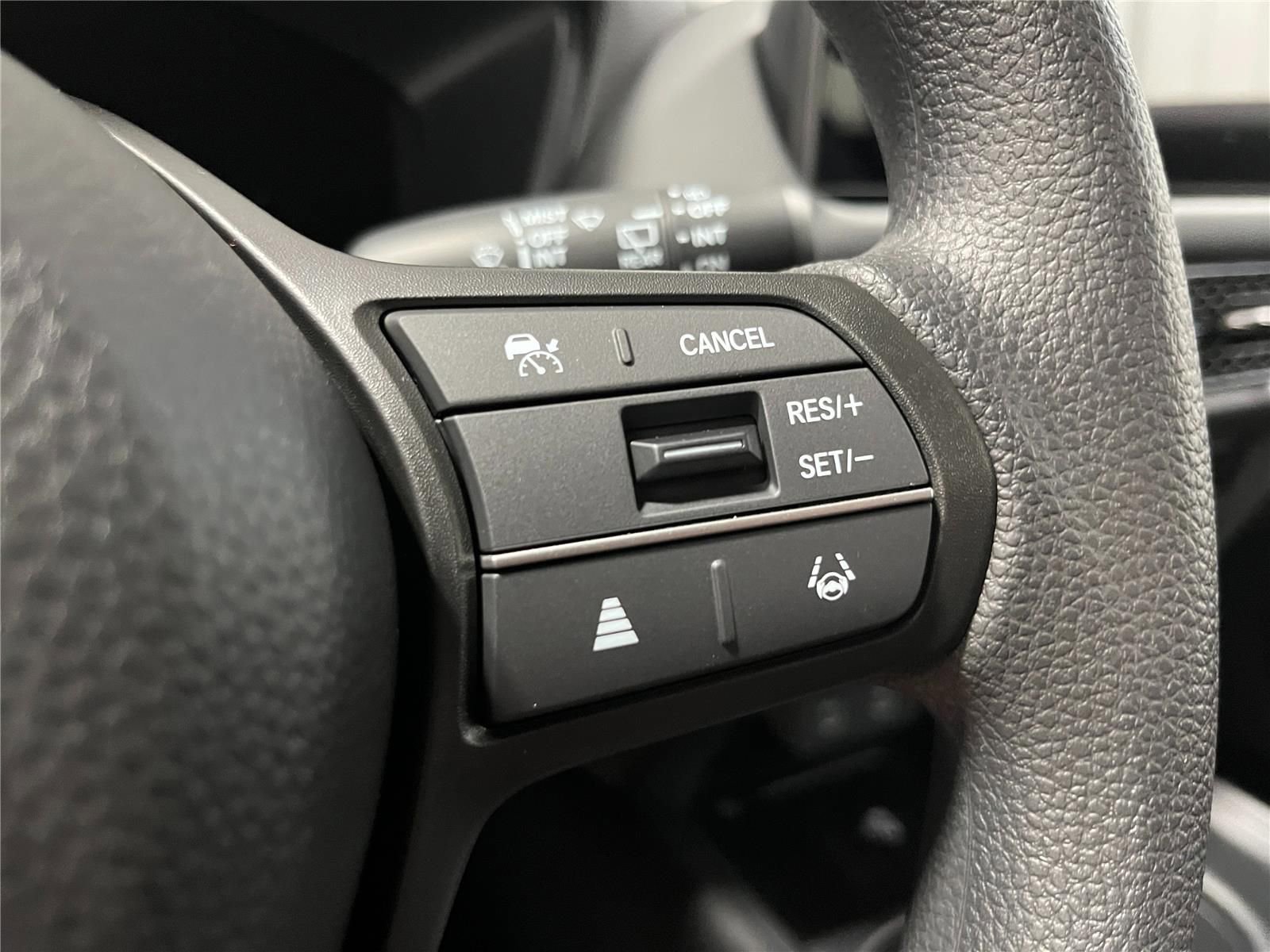 New 2027 Honda HR-V LX image 16