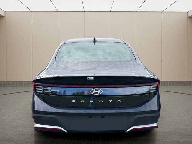 New 2026 Hyundai Sonata SE FWD image 18