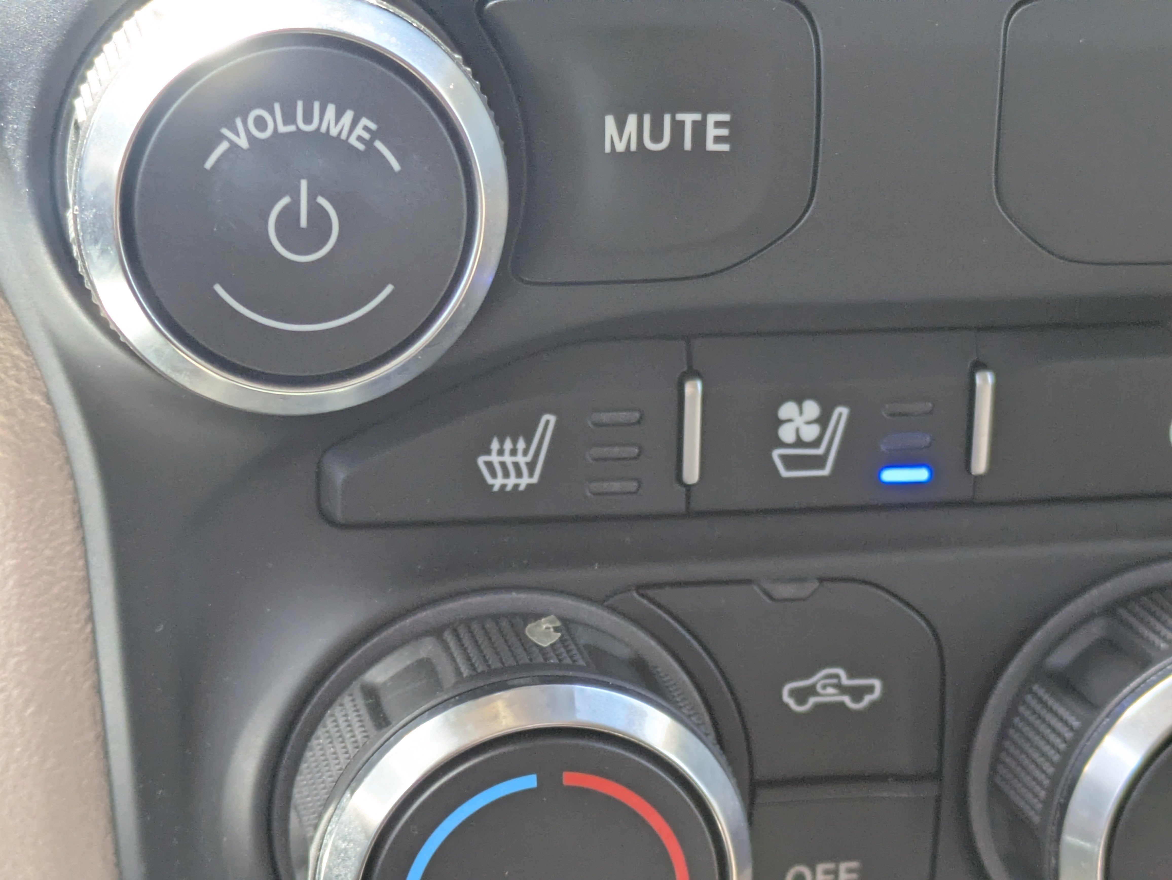 Used 2021 RAM 1500 Laramie RWD image 21