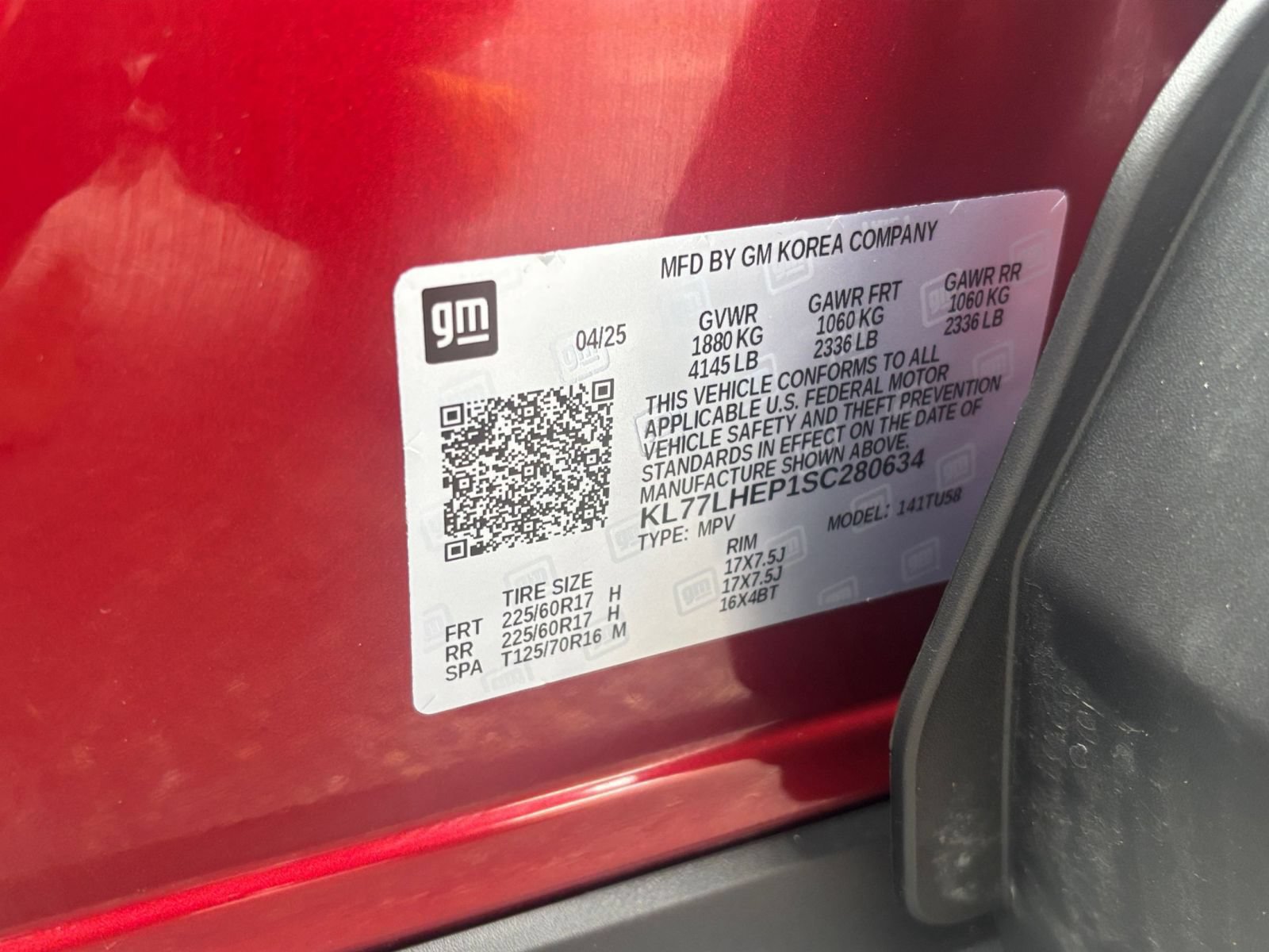 Used 2025 Chevrolet Trax LT w/ LT Convenience Package FWD image 25