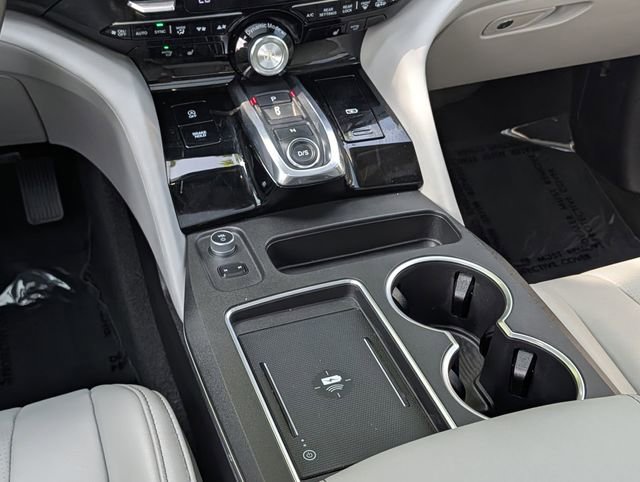 Used 2025 Acura MDX w/ Technology Package image 14